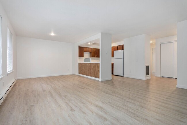 Interior Photo - Glacier Park Apartments