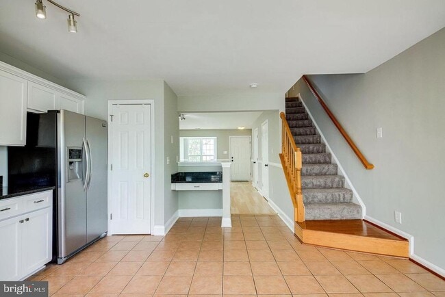 Building Photo - 13600 Rumsey Ct