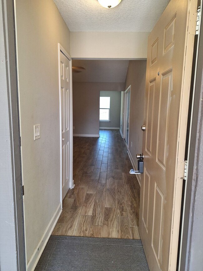 Building Photo - 3459 Excalibur Way E