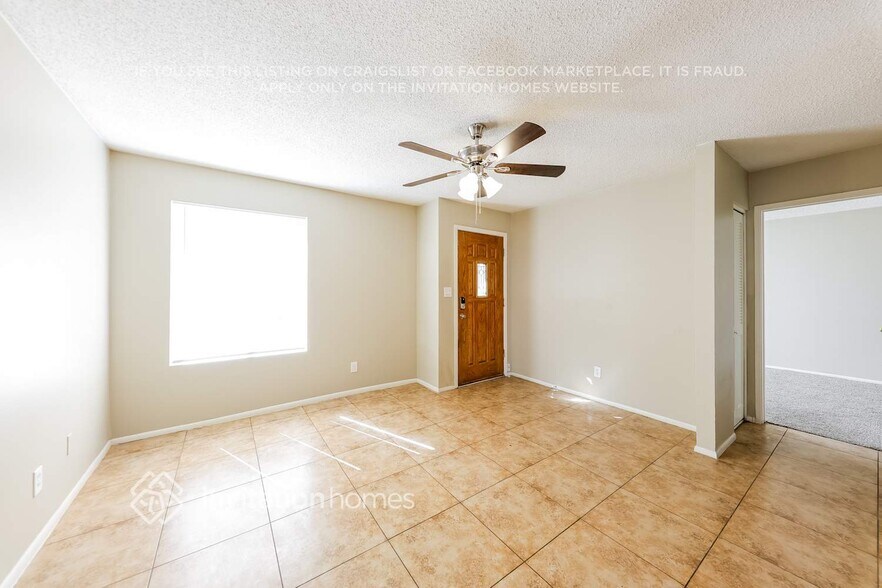 Building Photo - 6938 W Haven Ave