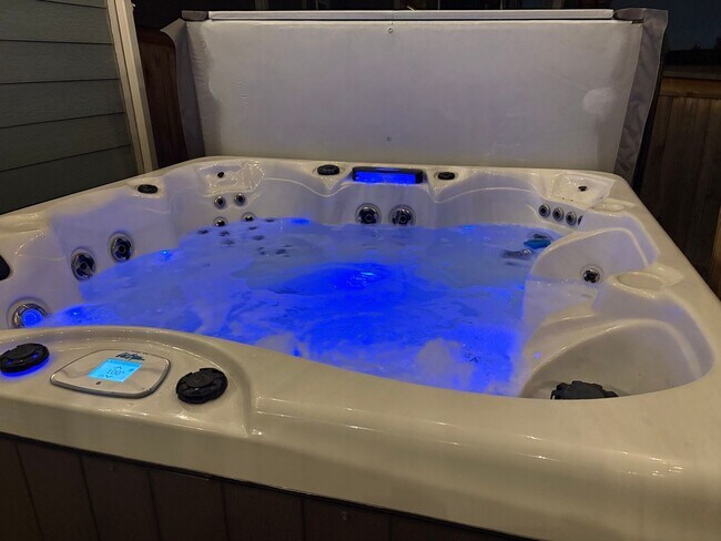 Building Photo - 9541 Pagosa St