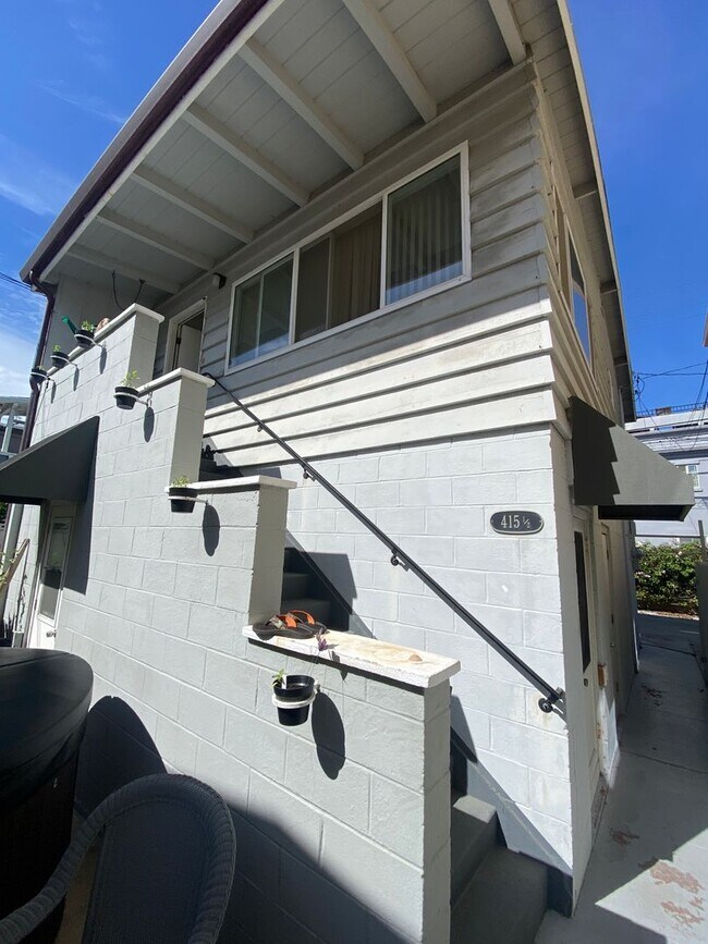 Building Photo - 415 1/2 Ocean Avenue