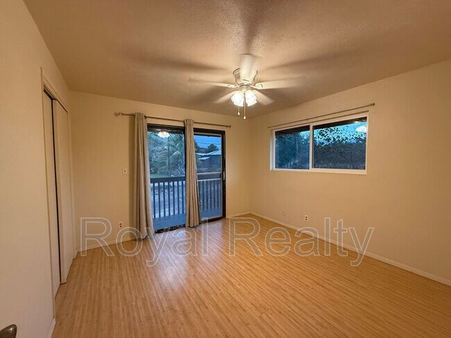 Building Photo - 219 W Waiko Rd