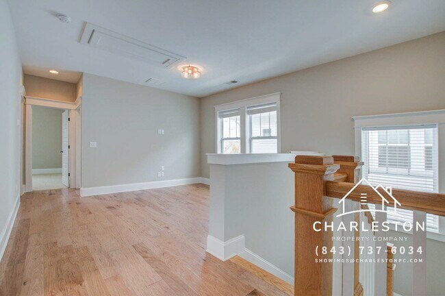 Building Photo - 1636 Juliana St