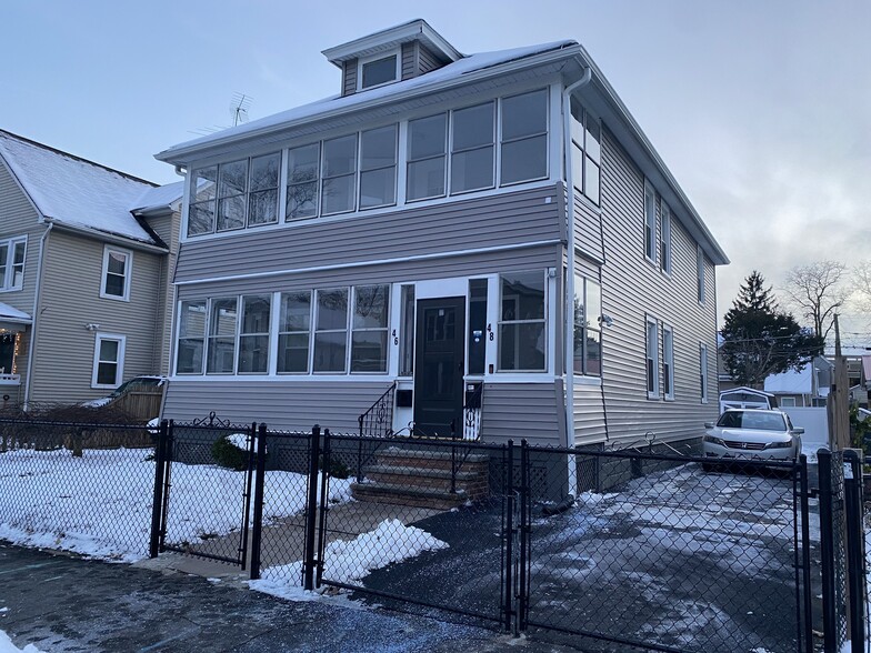 Building Photo - 46 Mooreland St