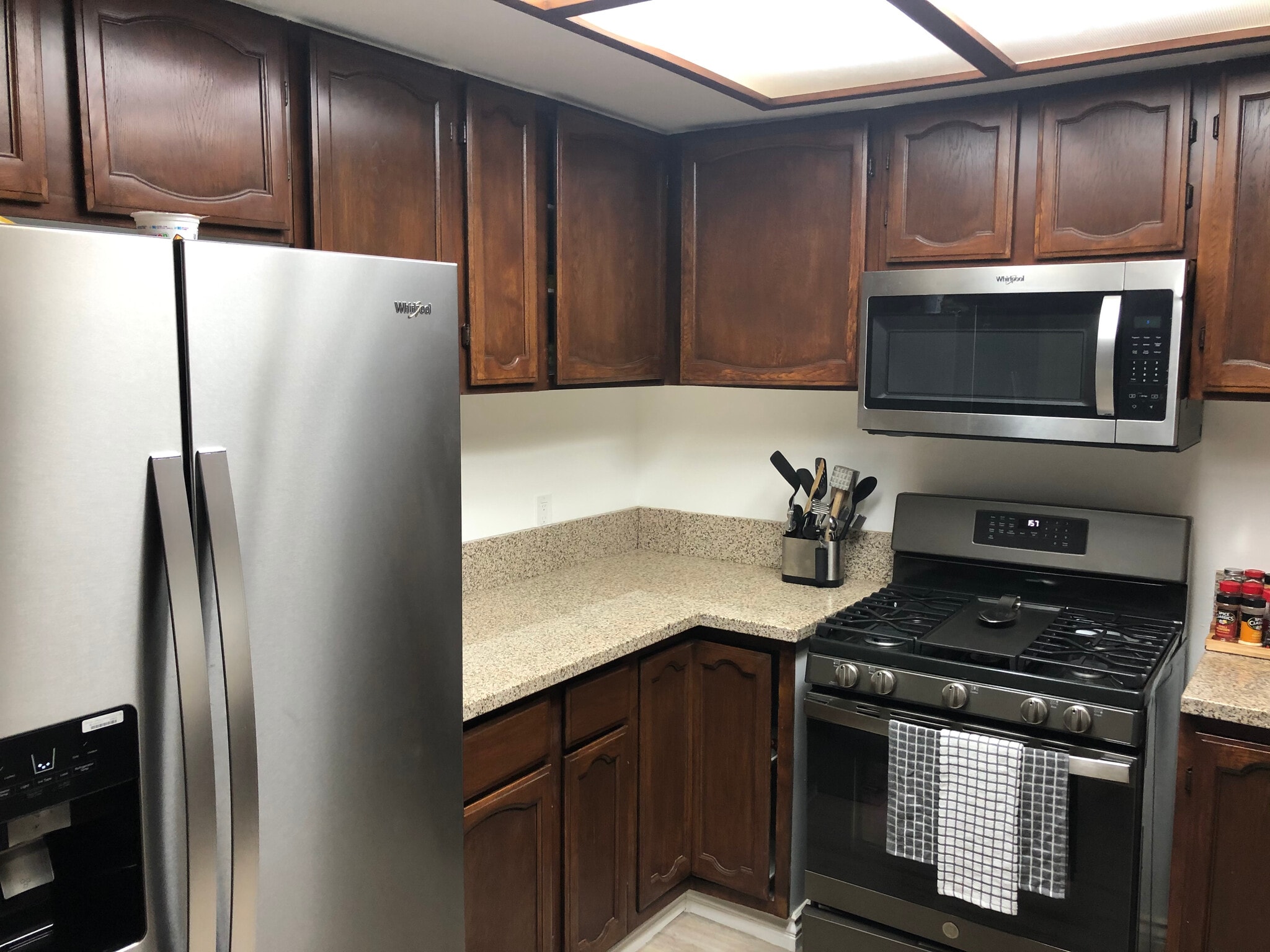 Building Photo - 4629 W 169th St