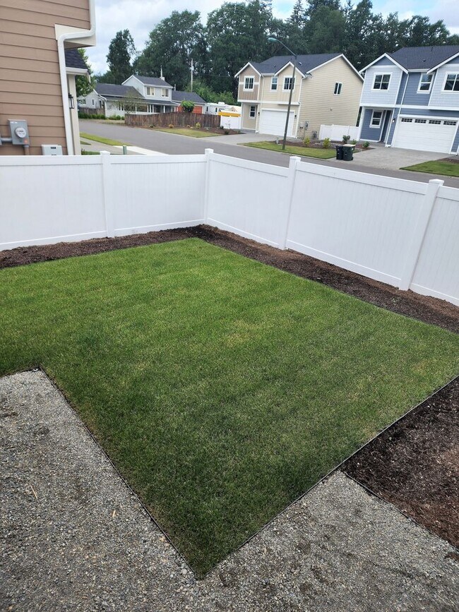 Building Photo - Yelm Creek Estates, New Construction 4 Bedroom, 2.75 Bathroom with Den