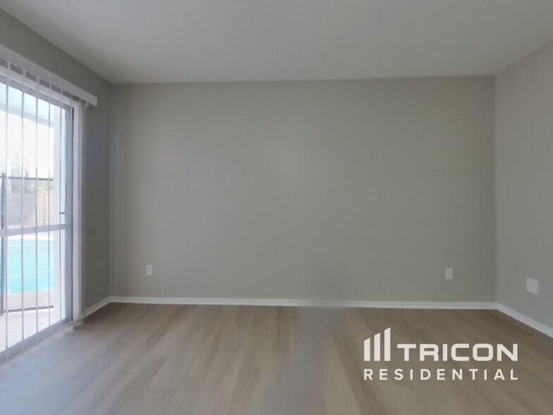 Building Photo - 3310 W Acoma Dr