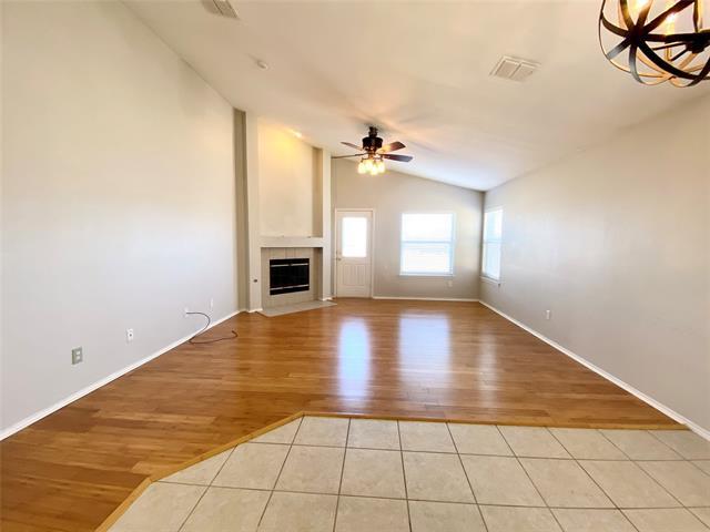 Building Photo - 11050 Mansfield Dr