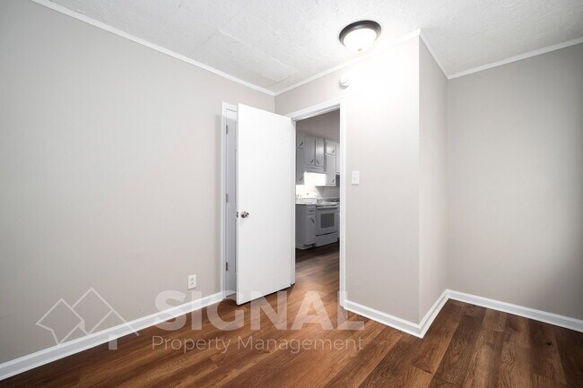 Building Photo - 4221 50th Ave N
