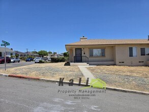 Building Photo - 2141 Flintridge Dr