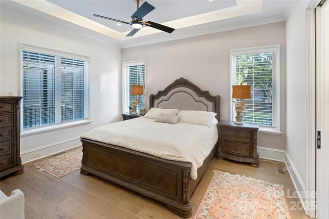 Building Photo - 705 S Torrence St