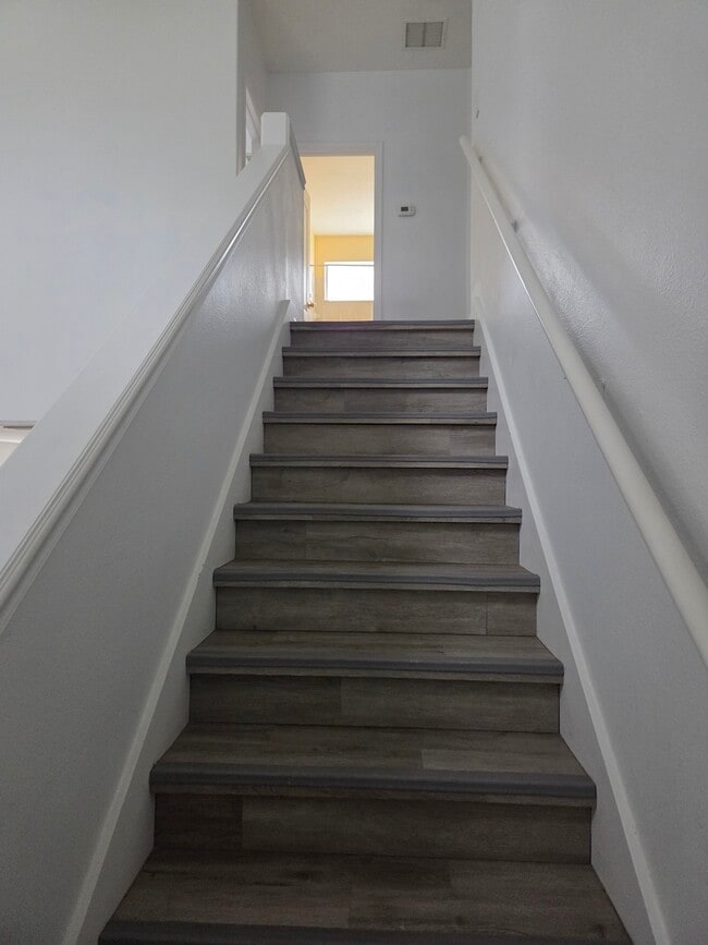 Building Photo - 1462 Daryl Dr