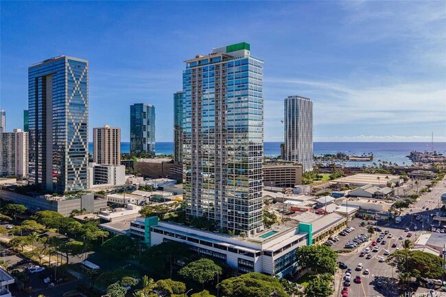 Building Photo - Furnished 2bd/2ba in the Heart of Kaka'ako