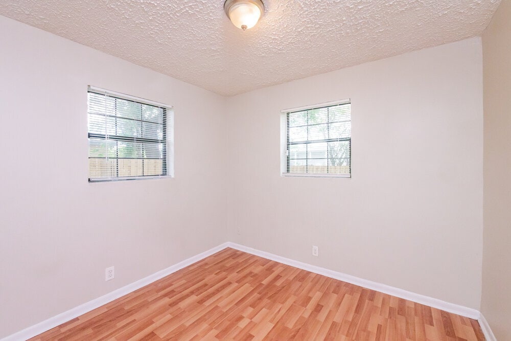 Building Photo - 3880 Jackson Blvd