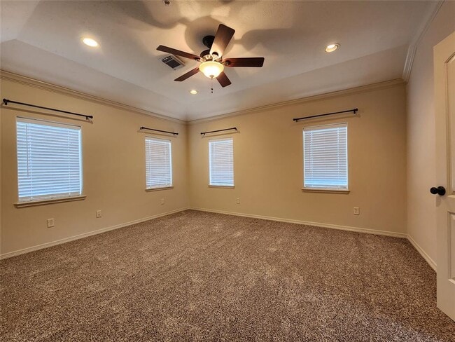Building Photo - 4315 Stonebrook Ln