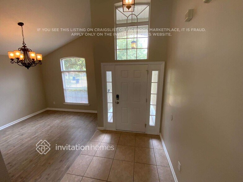 Building Photo - 1420 Blue Spring Ct
