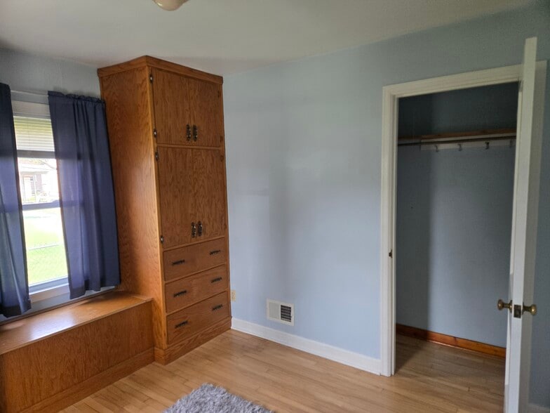 Bedroom 1 - 920 Erie Ave