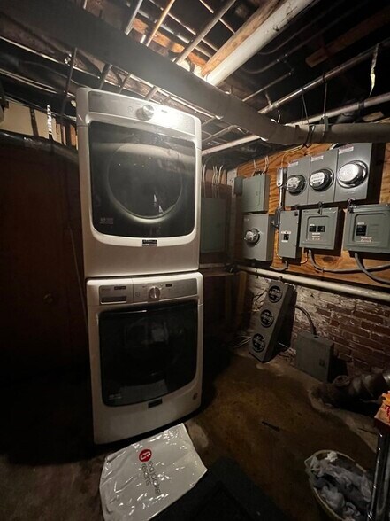 Building Photo - 40 Winter St