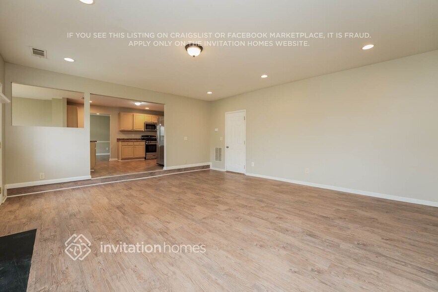 Building Photo - 1378 Persimmon Ct