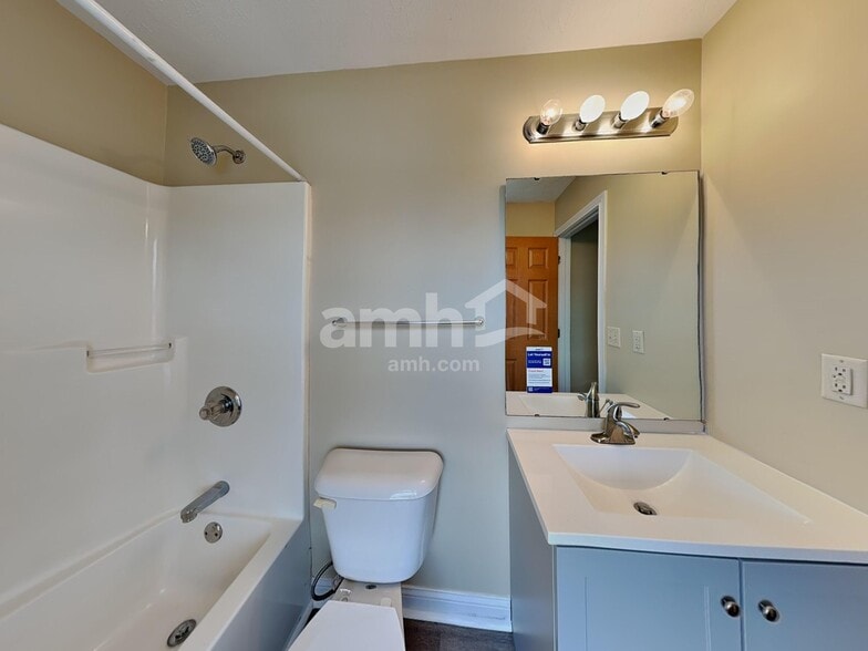 Building Photo - 1197 Catletts Ct