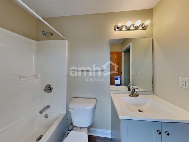 Building Photo - 1197 Catletts Ct