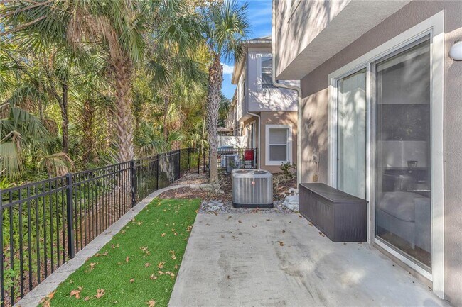 Building Photo - 540 Pinebranch Cir