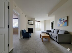 Building Photo - 851 N Glebe Rd
