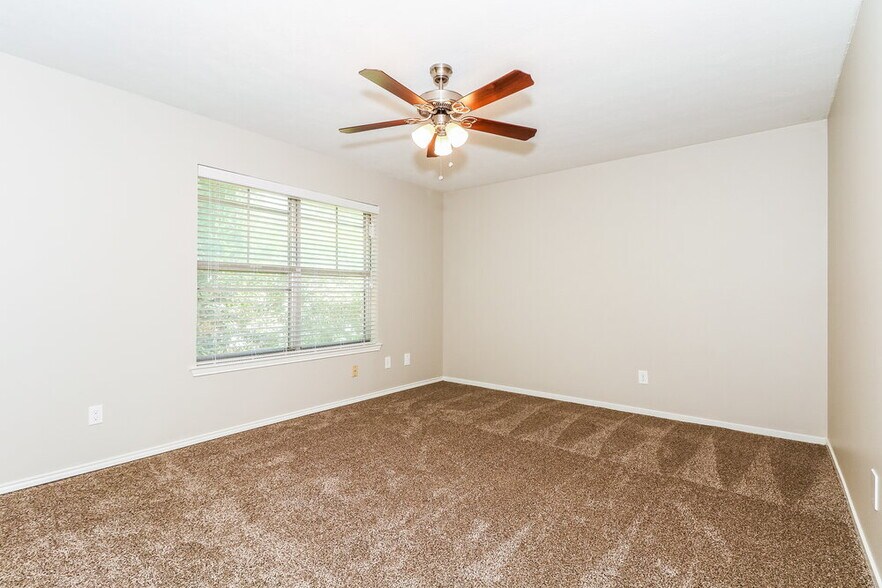 Building Photo - 1113 Heiden Ct