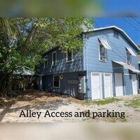 Building Photo - 1131 Queen St N