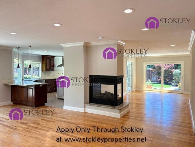 Building Photo - 5958 Vía del Cielo