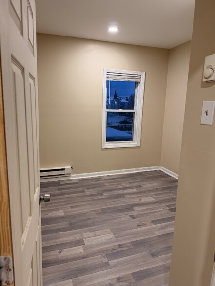 Building Photo - 182 Quequechan St