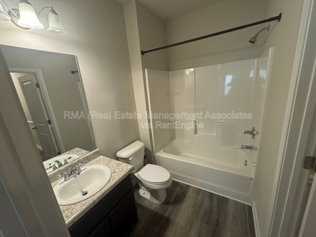 Building Photo - 2495 Barnesville Rd