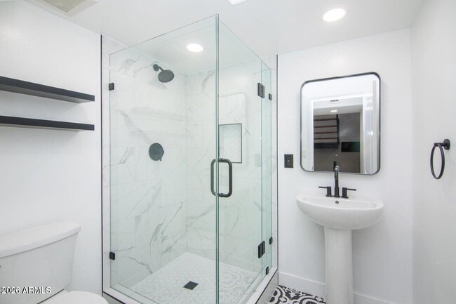 Building Photo - 5621 N 79th St