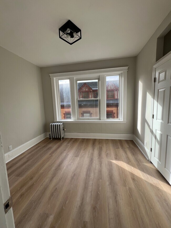 Building Photo - 38 Hemenway St