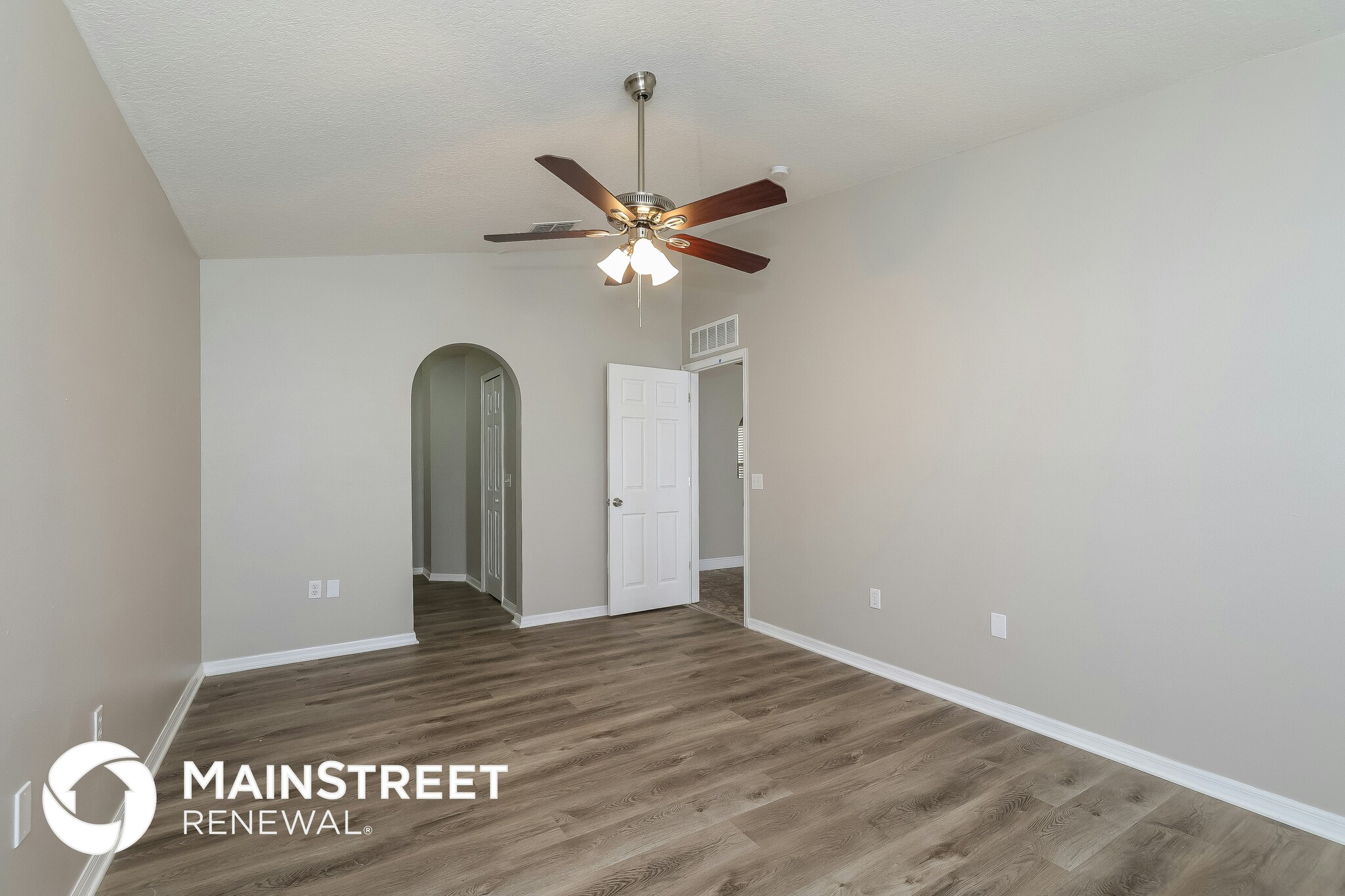 Building Photo - 480 Columbia Ct