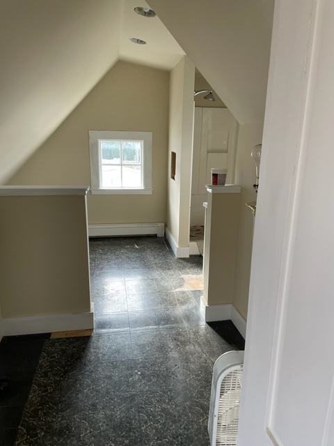 View into bathroom - 14 Eastern Point Rd