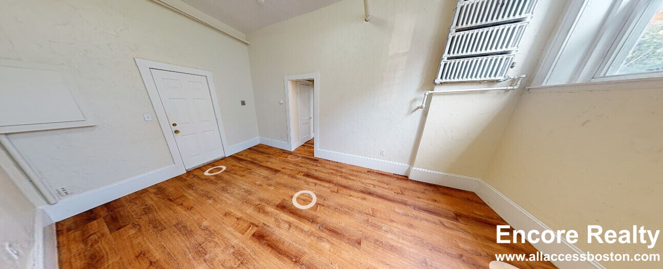 Building Photo - 99 Brainerd Rd