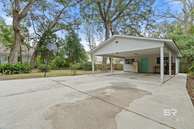 Building Photo - 517 Horton Ln