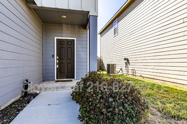 Building Photo - 12622 Galatea