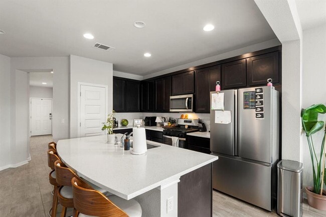 Building Photo - 12402 Zenyatta Dr