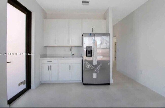 Building Photo - 32207 SW 196th Ave