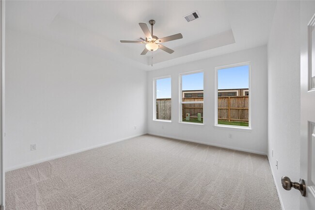 Building Photo - 7223 Blue Gentiana Ln