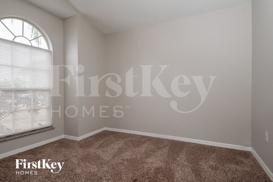 Building Photo - 126 Timberpark Dr