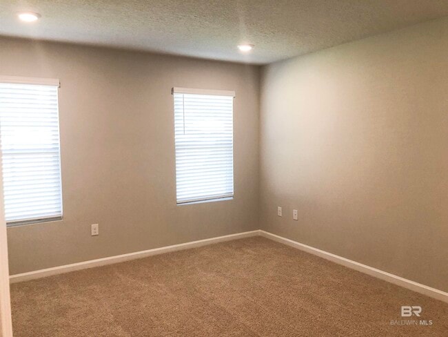 Building Photo - 723 Amador Avenue