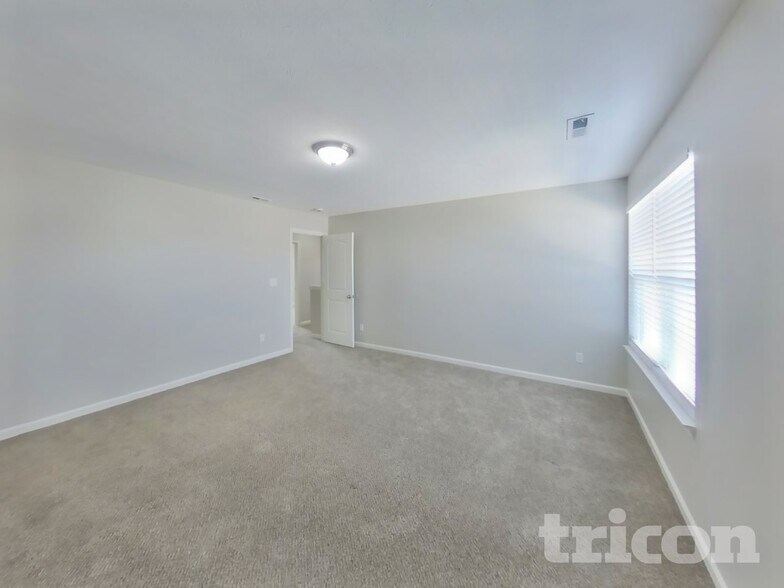 Building Photo - 371 Wakefield Ct