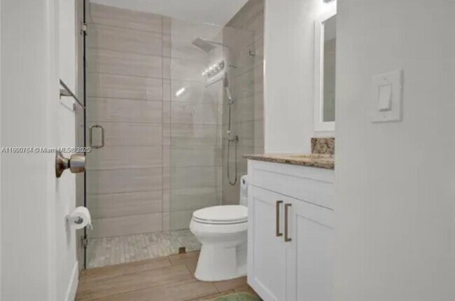 Building Photo - 4800 SW 136th Pl