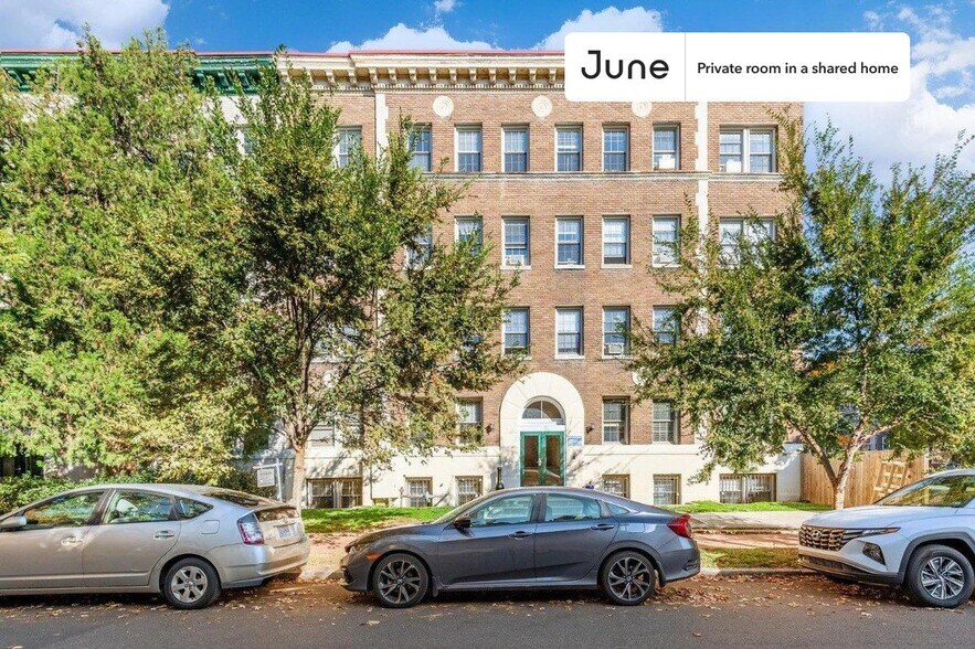 Building Photo - Room in Shared 4 bed/2 bath home in Dupont Circle