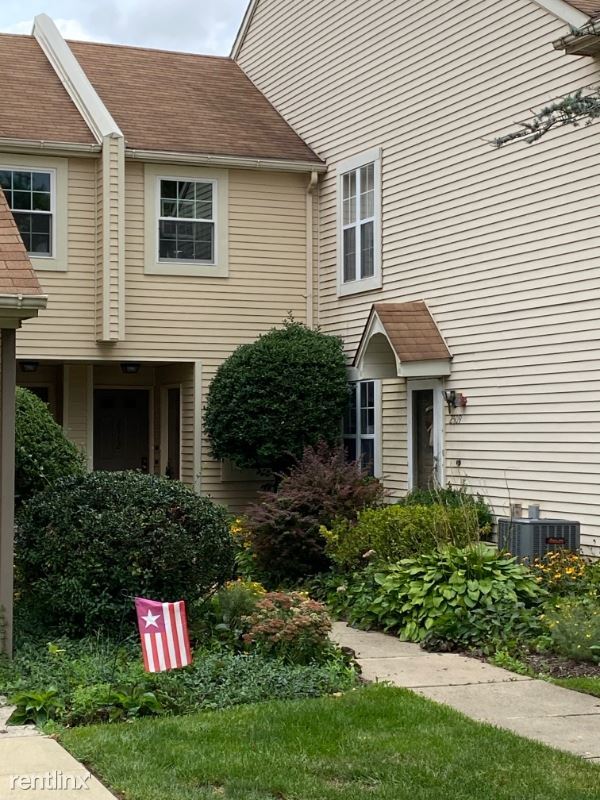 Primary Photo - 2 br, 1 bath Condo - 2511 Society Place