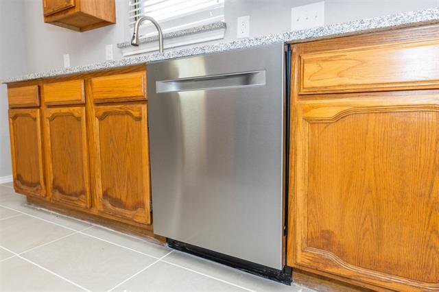 Building Photo - 1017 Bass Dr